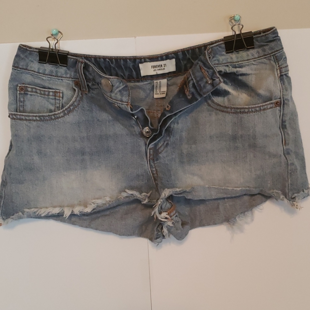 Forever 21 booty shorts